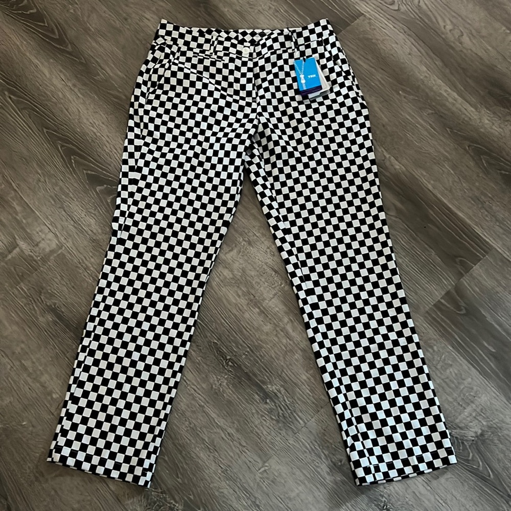 NWT LESMART golf trousers.